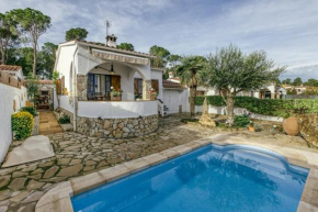 Villa l'esquirol casa con piscina